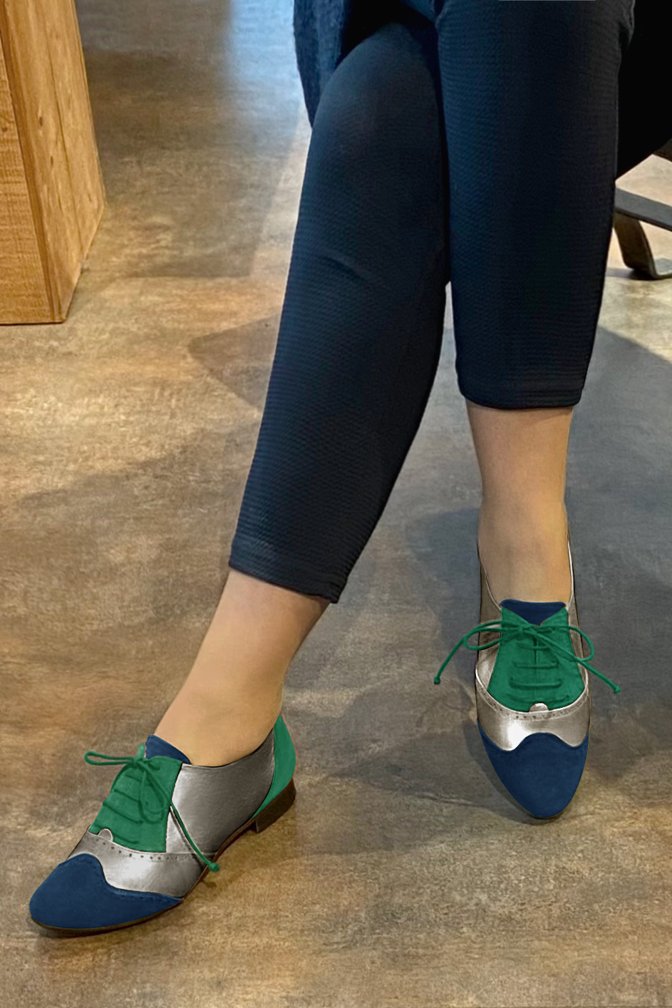 Navy blue, taupe brown and emerald green women's fashion lace-up shoes.. Worn view - Florence KOOIJMAN